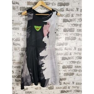 WICKED the Musical Broadway Show Official Dress Size Large Black Front Graphic
